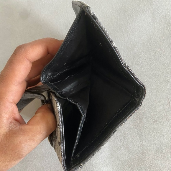 Dolce & Gabbana logo monogram small wallet - Picture 4 of 9